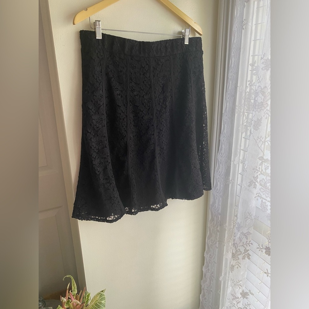 NWT Chico’s Black Lace A-Line Skirt Midi Size 2 Knee Length Women’s New with Tag - Picture 3 of 10